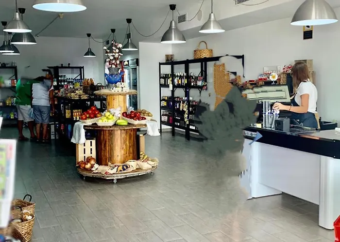 Hyde Park Lane מלון דירות 4*