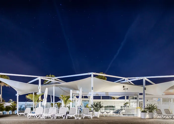 Hyde Park Lane Апарт-готель