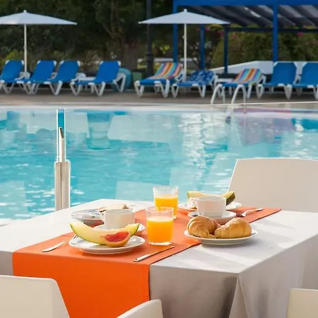 Hyde Park Lane Aparthotel 3*
