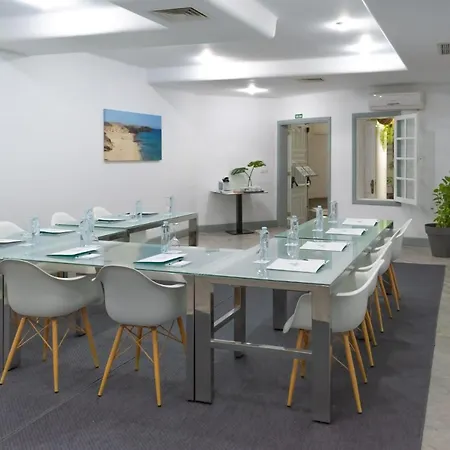 Apartahotel Hyde Park Lane 4*