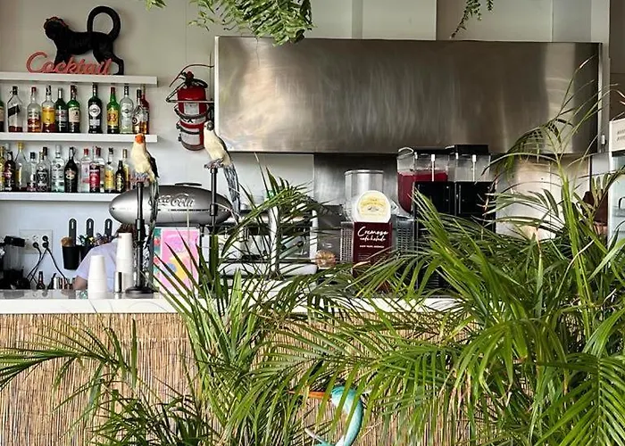 Hyde Park Lane アパートホテル